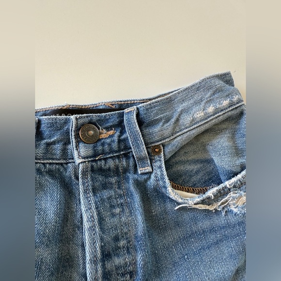 Veronica Beard-High Rise-Distressed-Blue-Jeans-Distressing-Cut Offs- Size 25 - Picture 10 of 16